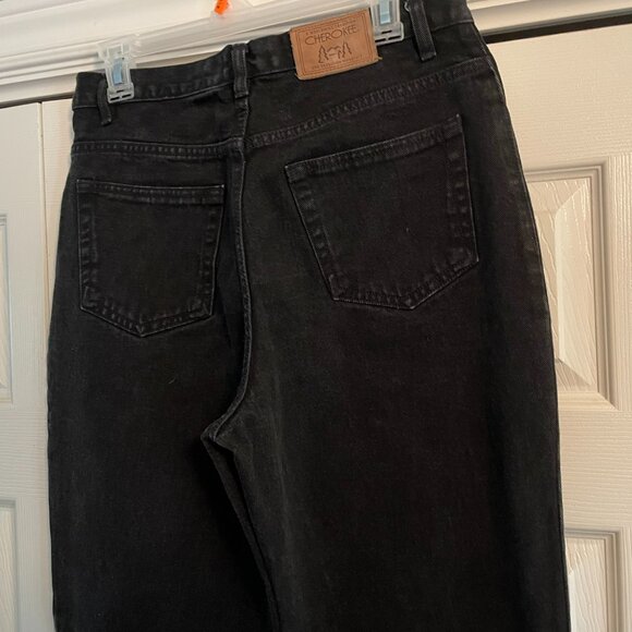 Vintage Cherokee Black Denim Relaxed Dad Jeans - Picture 8 of 16